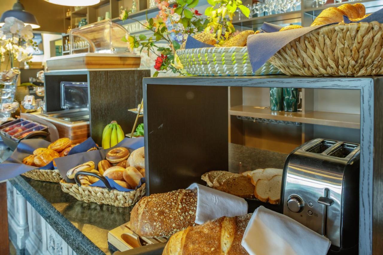 Grandcafé Boutique Hotel Eemland Eemnes Esterno foto
